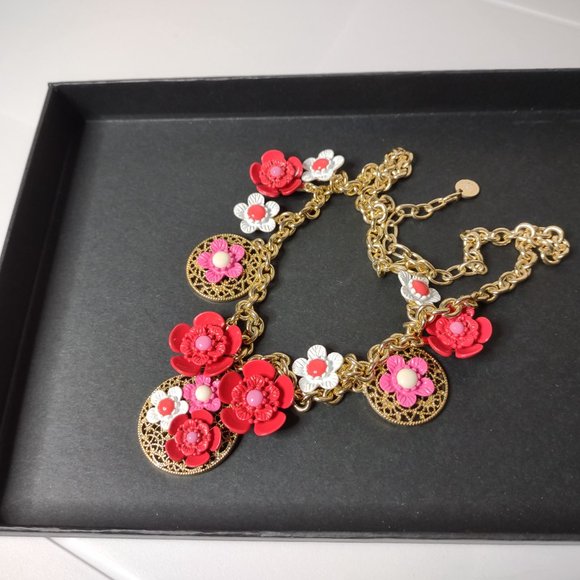 Very Cute Talbots Red, Pink, And White Flower Necklace 21 Inches Long - Picture 3 of 15